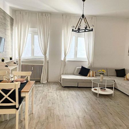 White Apartment Bukarest Kültér fotó
