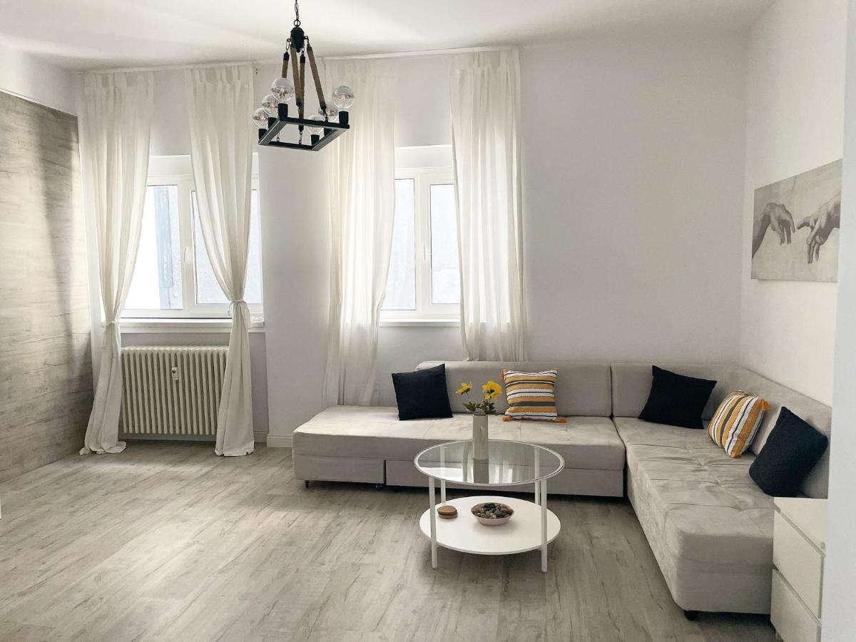 White Apartment Bukarest Kültér fotó